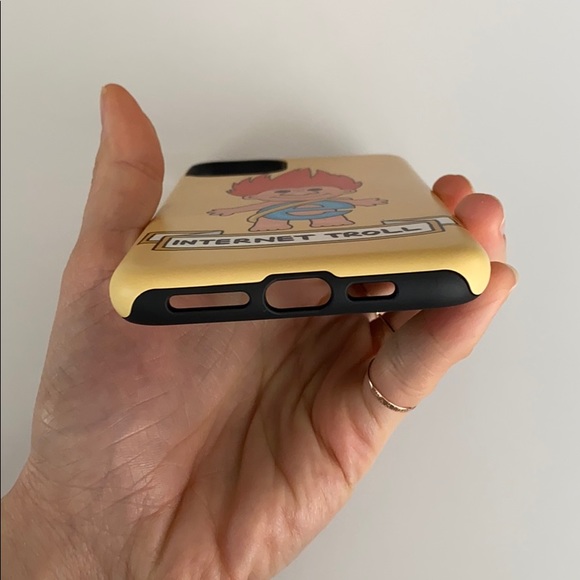 Stringberry iPhone 11 Pro Max Internet Troll - Picture 4 of 8